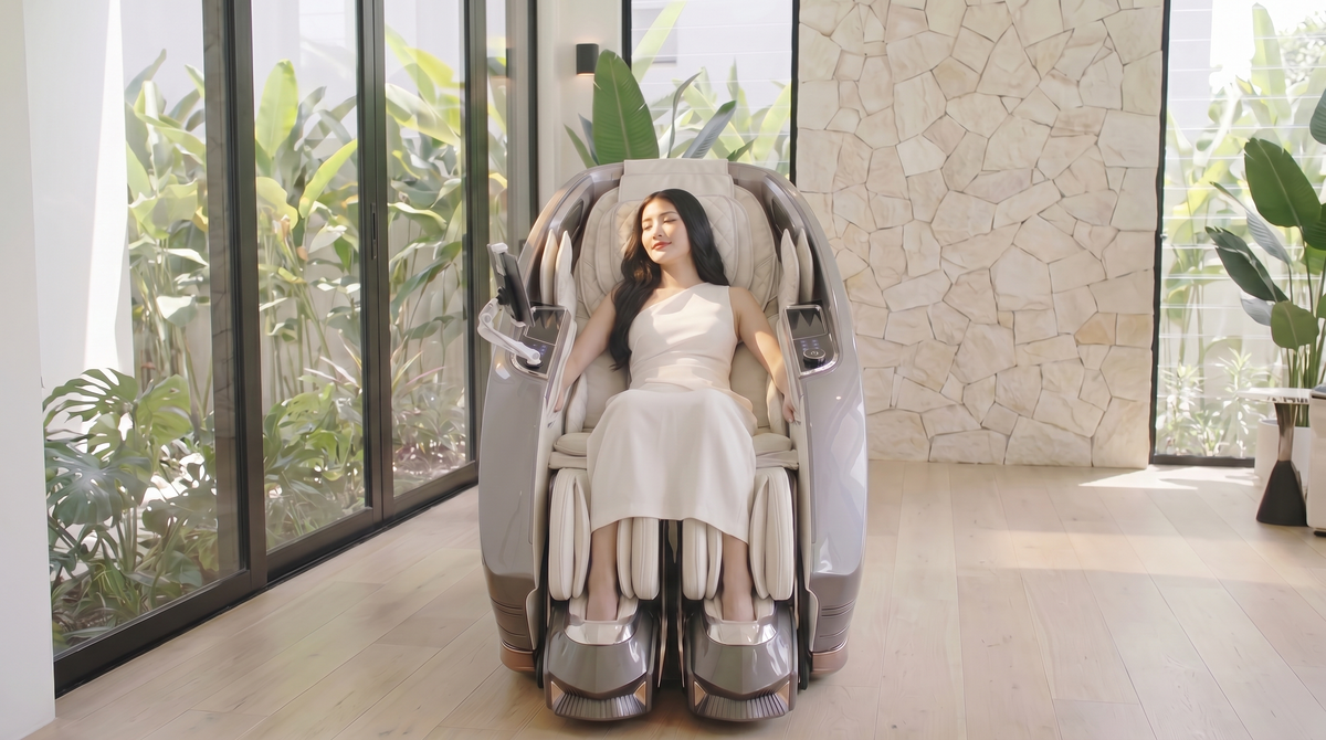 Auren Silver massage chair