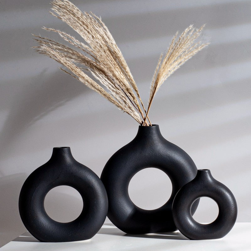 Nordic Ceramic Vase for Pampas Grass Donuts Flower Pot