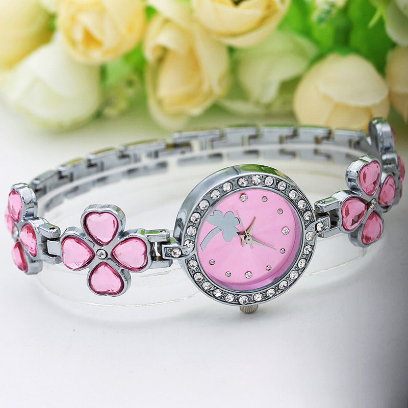 Four-Leaf Clover Women Quartz Bracelet Watch