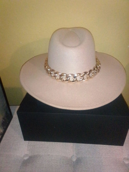 Wide Brim Wool Elegant Ranger Hat With Gold Chain